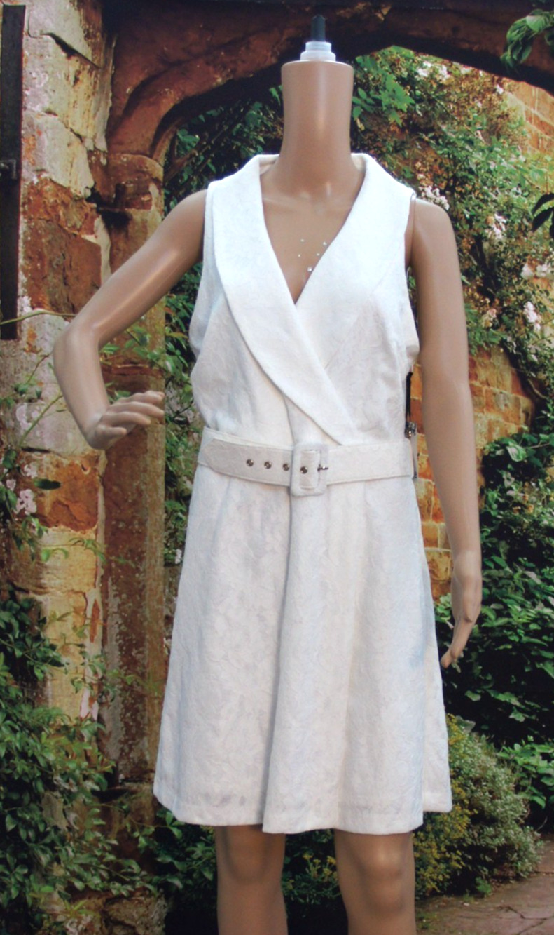 Kensie White Floral Lace Overlay Shawl Collar Dress size 12